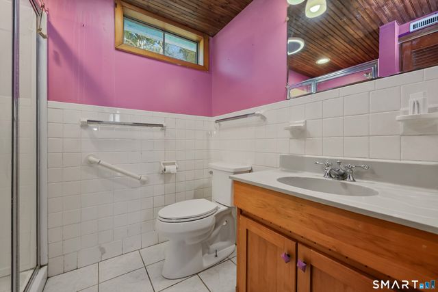 10 Fieldstone Lane, New Milford, CT 06776