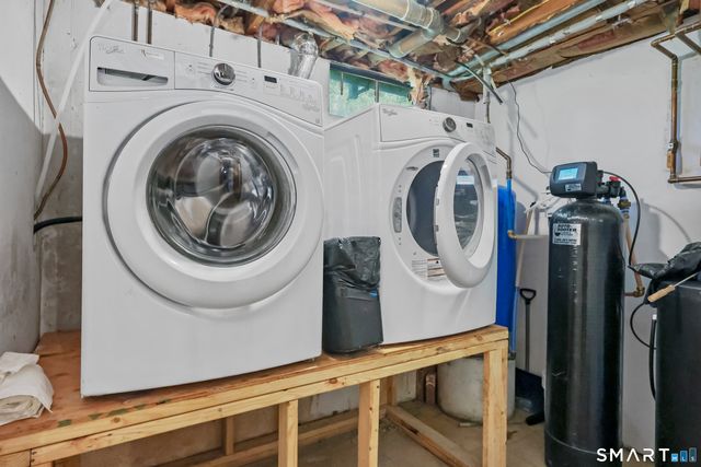 10 Fieldstone Lane, New Milford, CT 06776