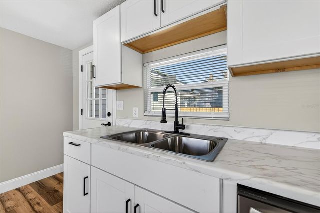 4063 2ND AVENUE S, St Petersburg, FL 33711