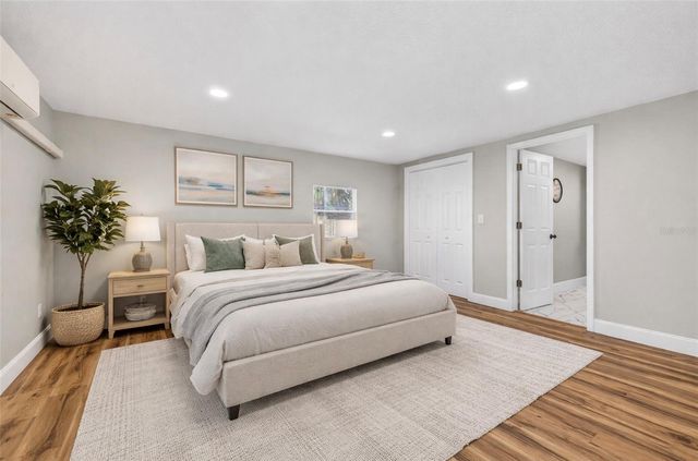 4063 2ND AVENUE S, St Petersburg, FL 33711