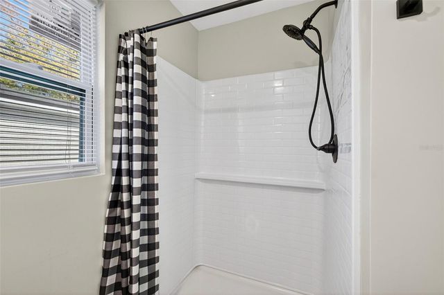 4063 2ND AVENUE S, St Petersburg, FL 33711