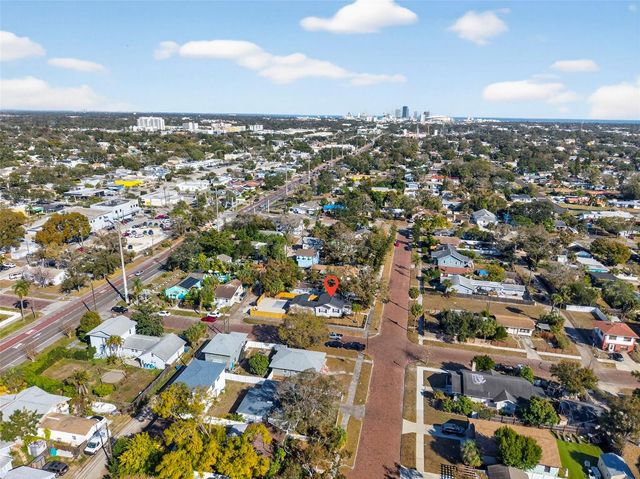 4063 2ND AVENUE S, St Petersburg, FL 33711