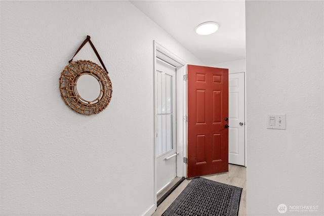 12615 68th Avenue Ct E, Puyallup, WA 98373