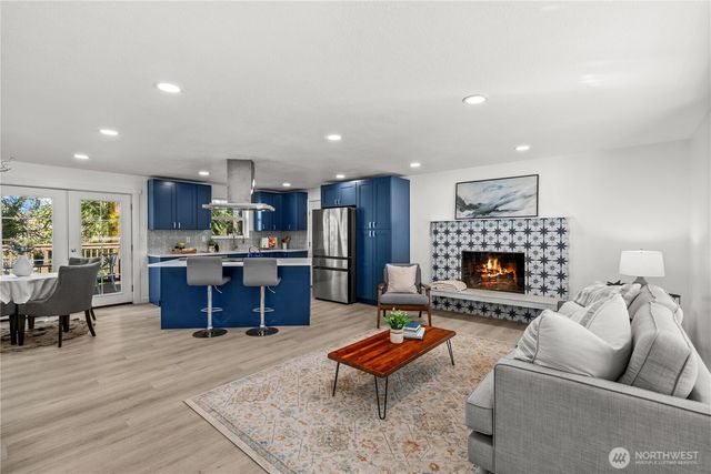 12615 68th Avenue Ct E, Puyallup, WA 98373