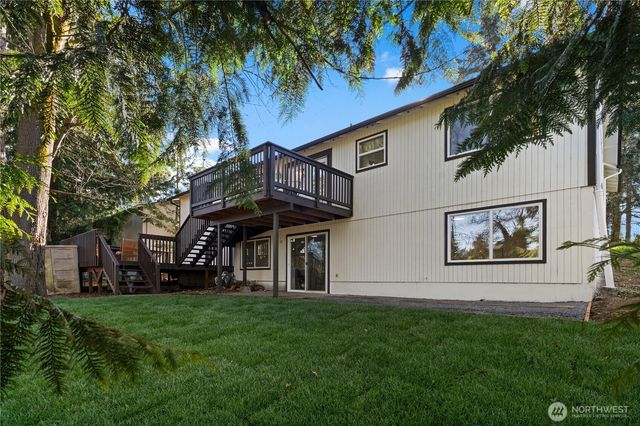 12615 68th Avenue Ct E, Puyallup, WA 98373