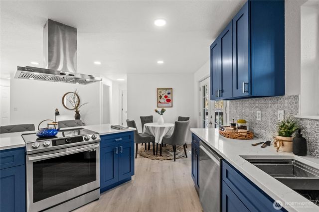 12615 68th Avenue Ct E, Puyallup, WA 98373