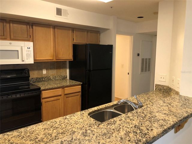 482 N PIN OAK PLACE 308, Longwood, FL 32779