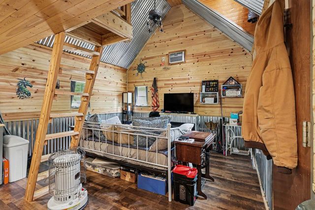 4179 Beaver Bend Dr, NE, Nunnelly, TN 37137