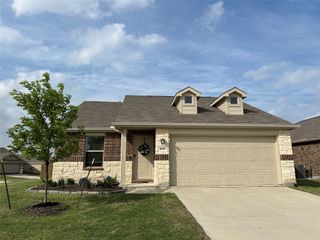 1638 Rosy Finch Drive, Forney, TX 75126