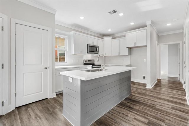 1711 Bilbo Street, Lake Charles, LA 70601