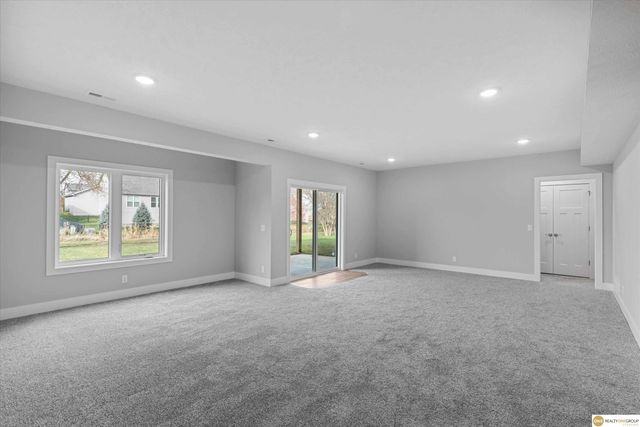 10222 N 150 Circle, Bennington, NE 68007