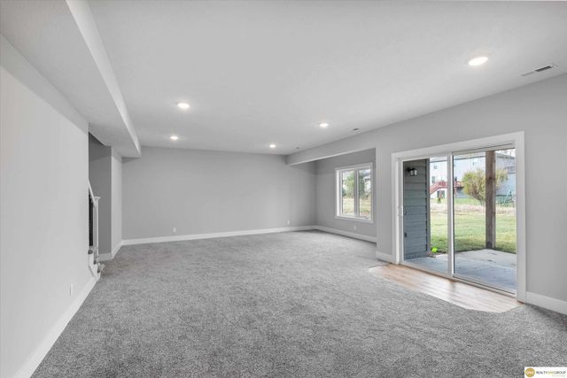 10222 N 150 Circle, Bennington, NE 68007