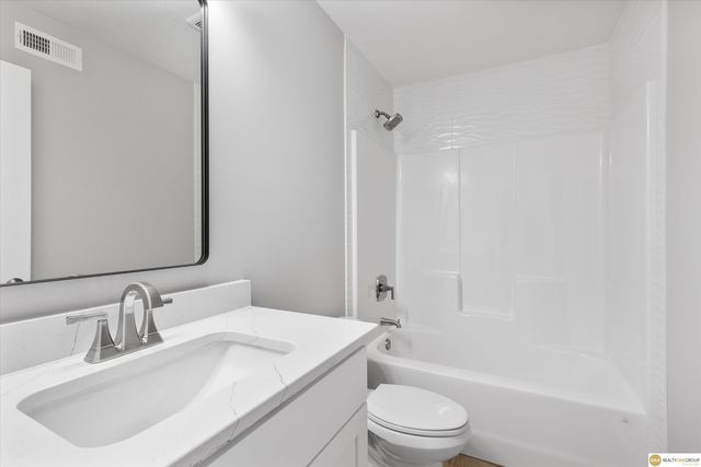 10222 N 150 Circle, Bennington, NE 68007