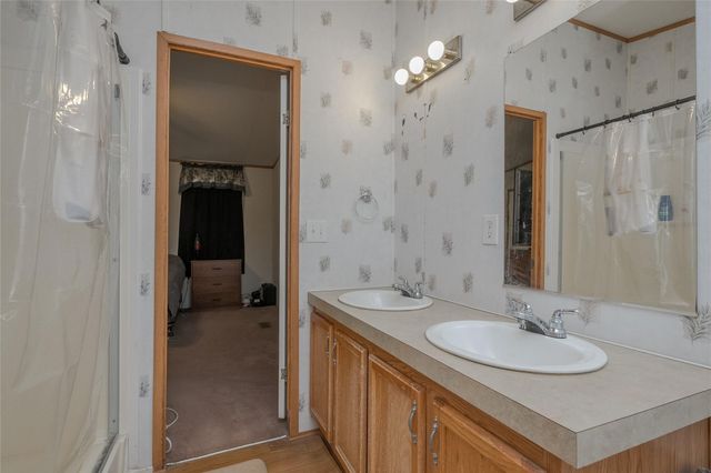 4260 Couch Road, Ponder, TX 76259