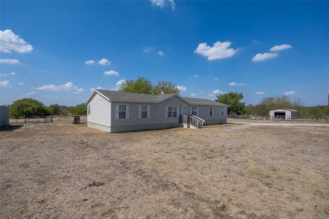 4260 Couch Road, Ponder, TX 76259