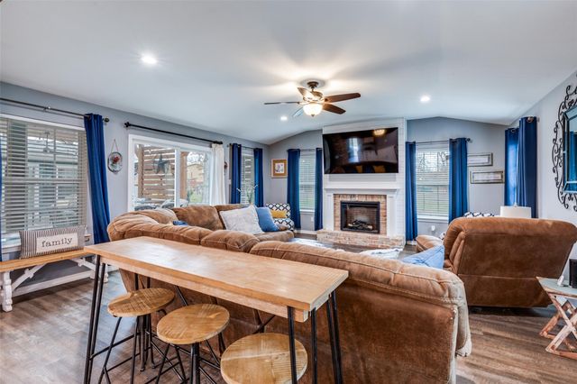 168 Still Forest DR, Cedar Creek, TX 78612
