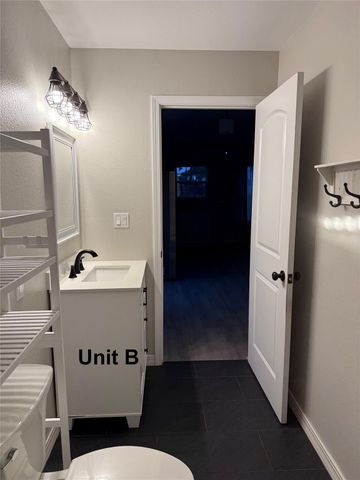 168 Still Forest DR, Cedar Creek, TX 78612