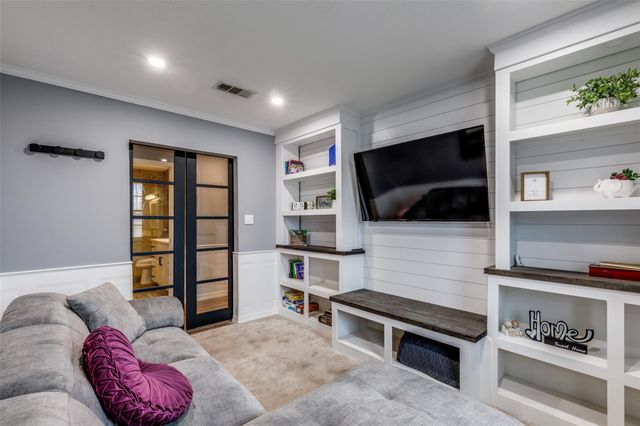 168 Still Forest DR, Cedar Creek, TX 78612