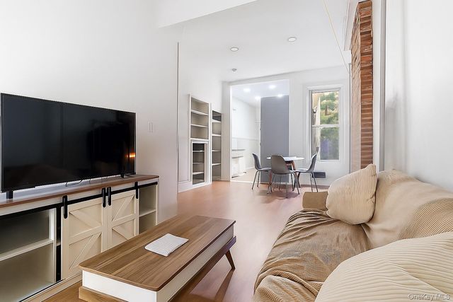 255 Saint Nicholas Avenue, Brooklyn, NY 11237