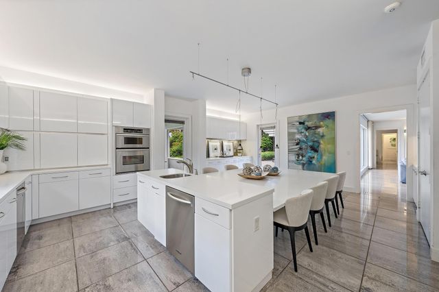 6070 Wildcat Run, West Palm Beach, FL 33412