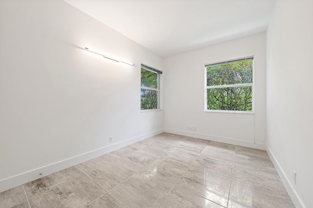 6070 Wildcat Run, West Palm Beach, FL 33412