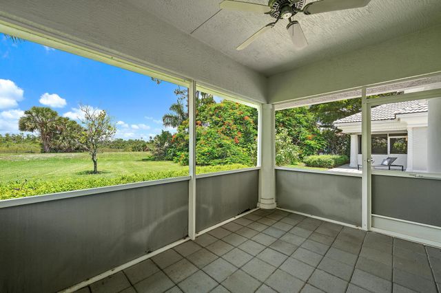 6070 Wildcat Run, West Palm Beach, FL 33412