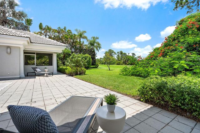 6070 Wildcat Run, West Palm Beach, FL 33412