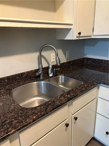 944 N Storer Avenue 4, Fayetteville, AR 72701