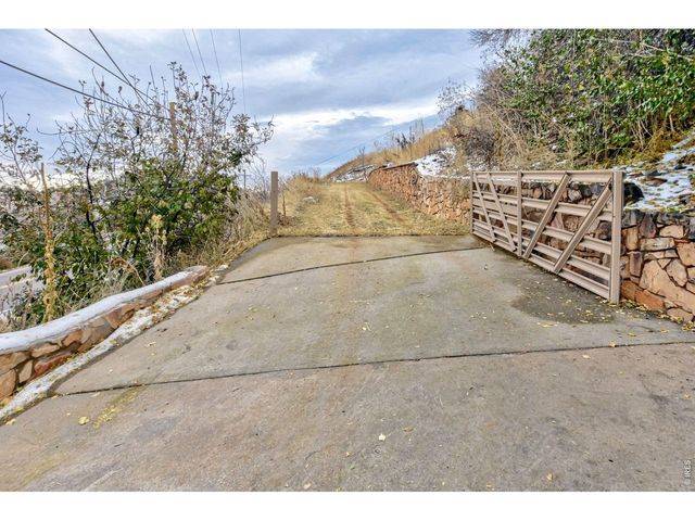 6041 Olde Stage Rd, Boulder, CO 80302
