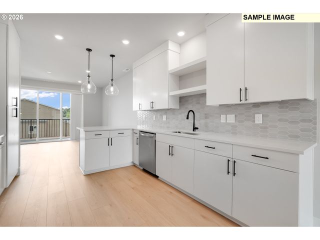 18650 Sw PRECIPICE Ln, Beaverton, OR 97007