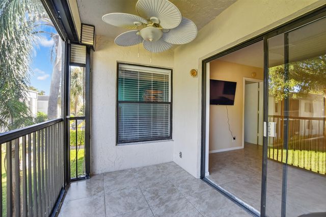 265 SE 10th Street 11C, Deerfield Beach, FL 33441