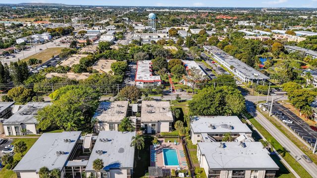 265 SE 10th Street 11C, Deerfield Beach, FL 33441