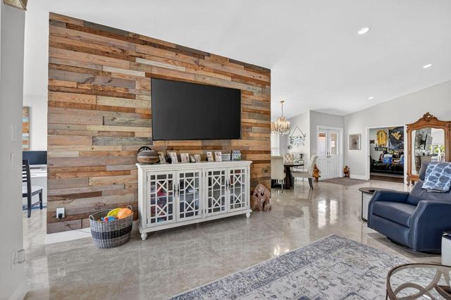 11270 Clover Leaf Circle, Boca Raton, FL 33428