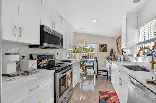 11270 Clover Leaf Circle, Boca Raton, FL 33428