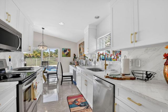 11270 Clover Leaf Circle, Boca Raton, FL 33428