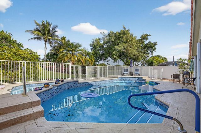 11270 Clover Leaf Circle, Boca Raton, FL 33428