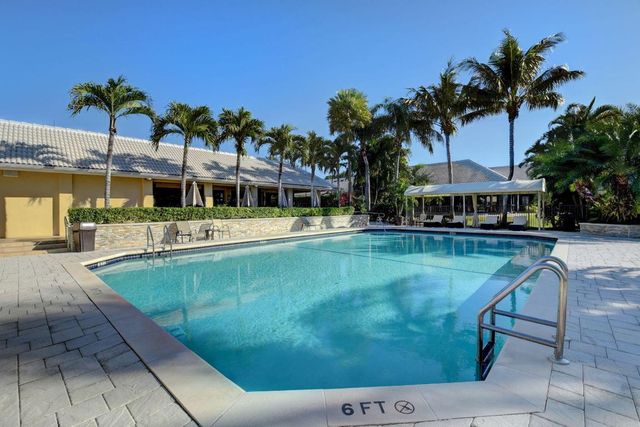 11270 Clover Leaf Circle, Boca Raton, FL 33428