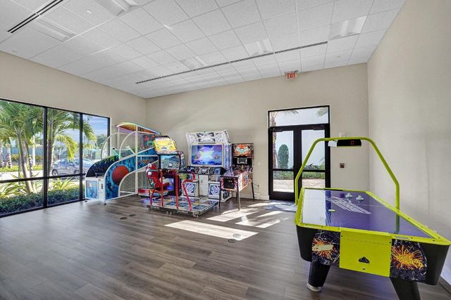 11270 Clover Leaf Circle, Boca Raton, FL 33428