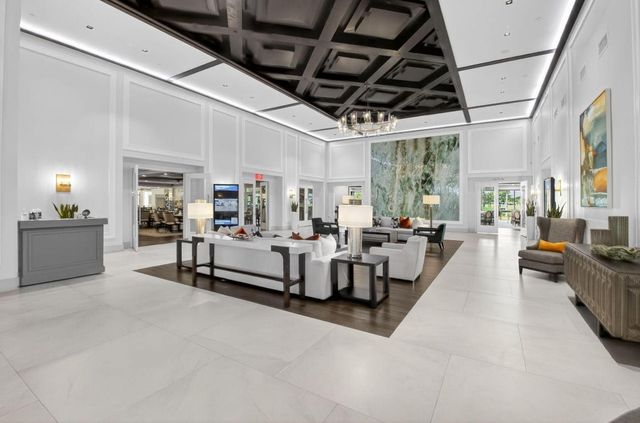 11270 Clover Leaf Circle, Boca Raton, FL 33428