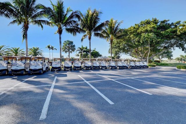 11270 Clover Leaf Circle, Boca Raton, FL 33428