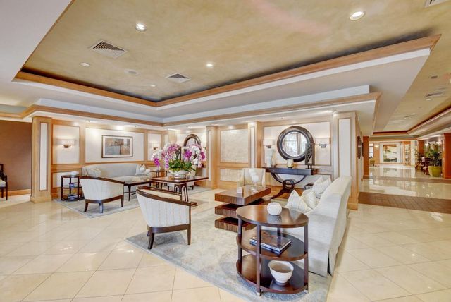 11270 Clover Leaf Circle, Boca Raton, FL 33428