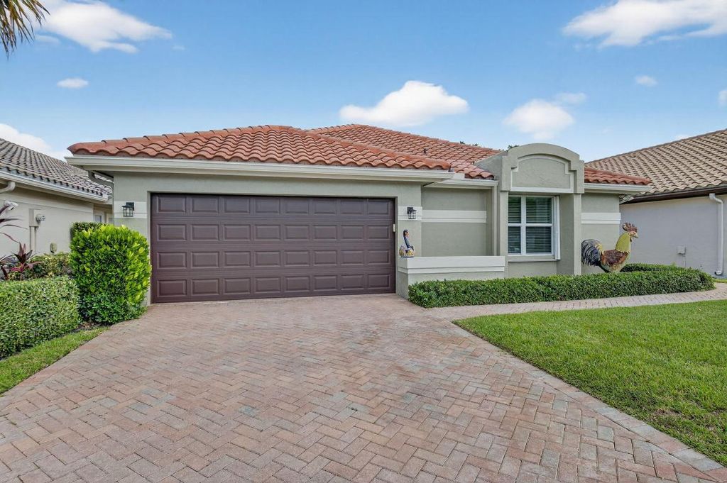11270 Clover Leaf Circle, Boca Raton, FL 33428
