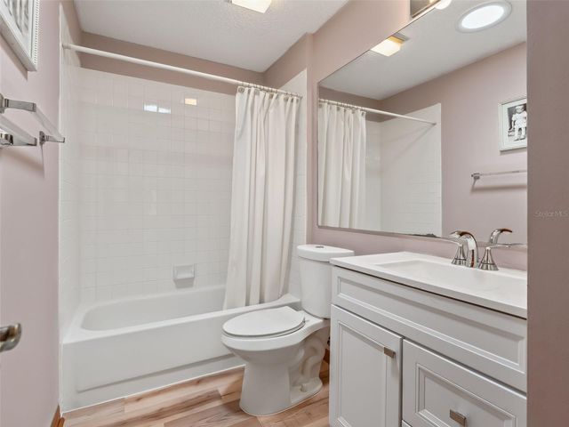 508 ALCAZAR COURT, The Villages, FL 32159