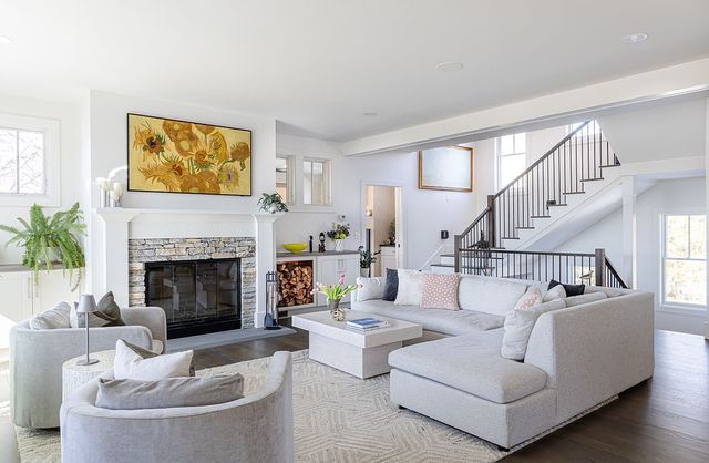 150 Alfred Drowne Road, Barrington, RI 02806