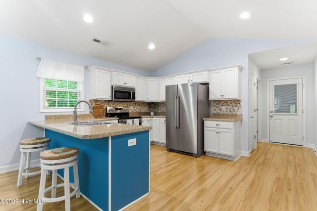 168 NE 3rd Street, Oak Island, NC 28465