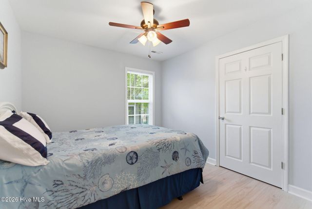 168 NE 3rd Street, Oak Island, NC 28465