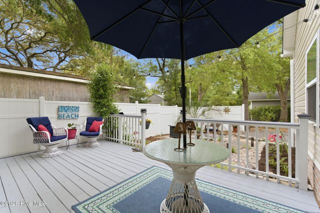 168 NE 3rd Street, Oak Island, NC 28465