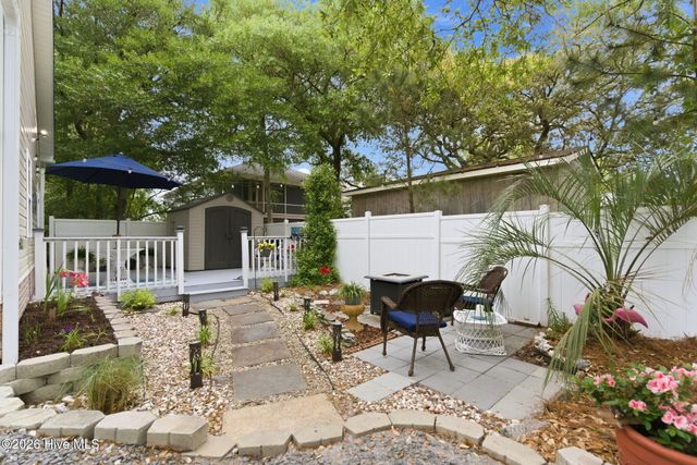 168 NE 3rd Street, Oak Island, NC 28465