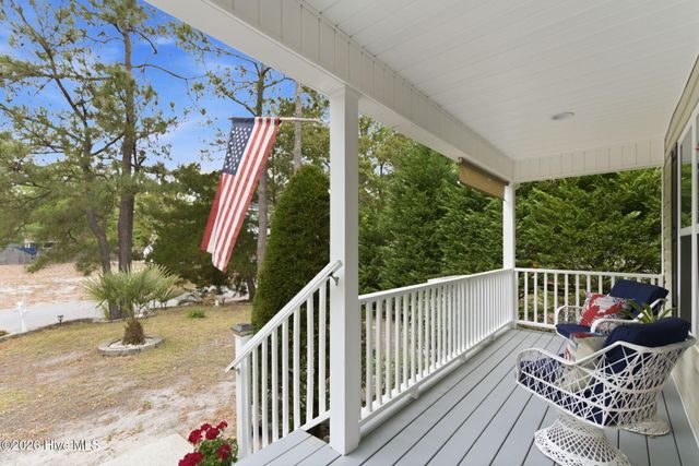 168 NE 3rd Street, Oak Island, NC 28465