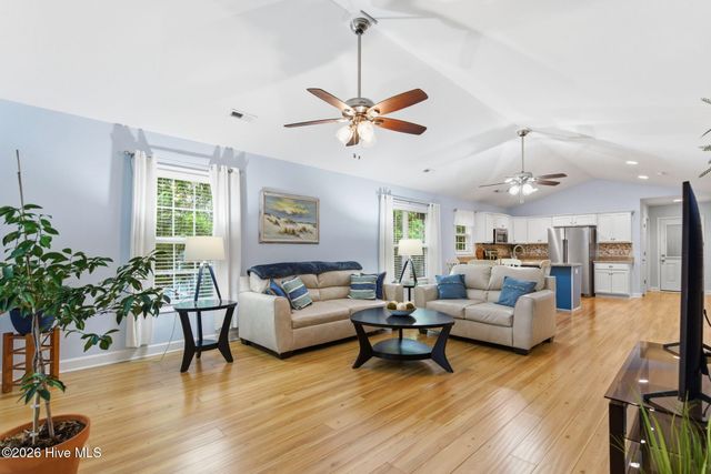 168 NE 3rd Street, Oak Island, NC 28465